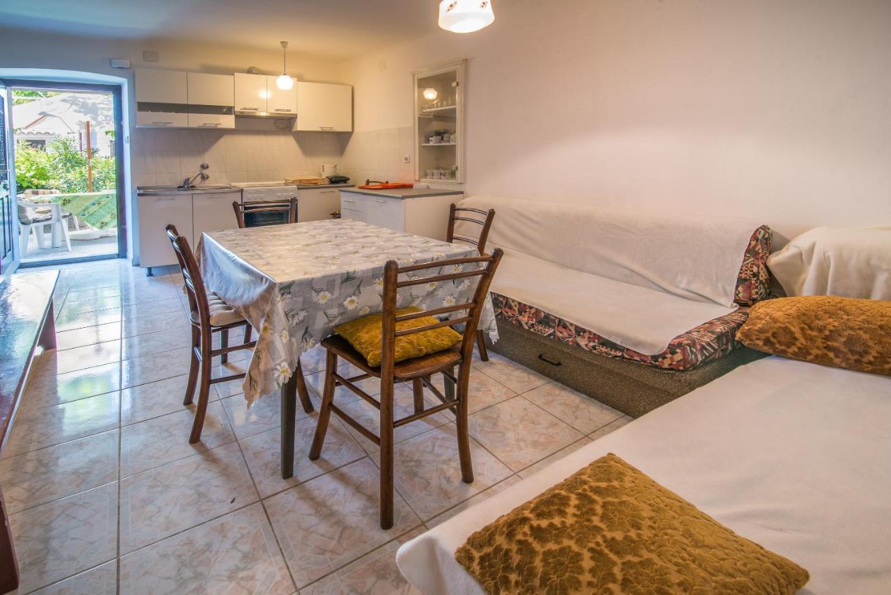 Villa Kuca Za Odmor Kornić Extérieur photo