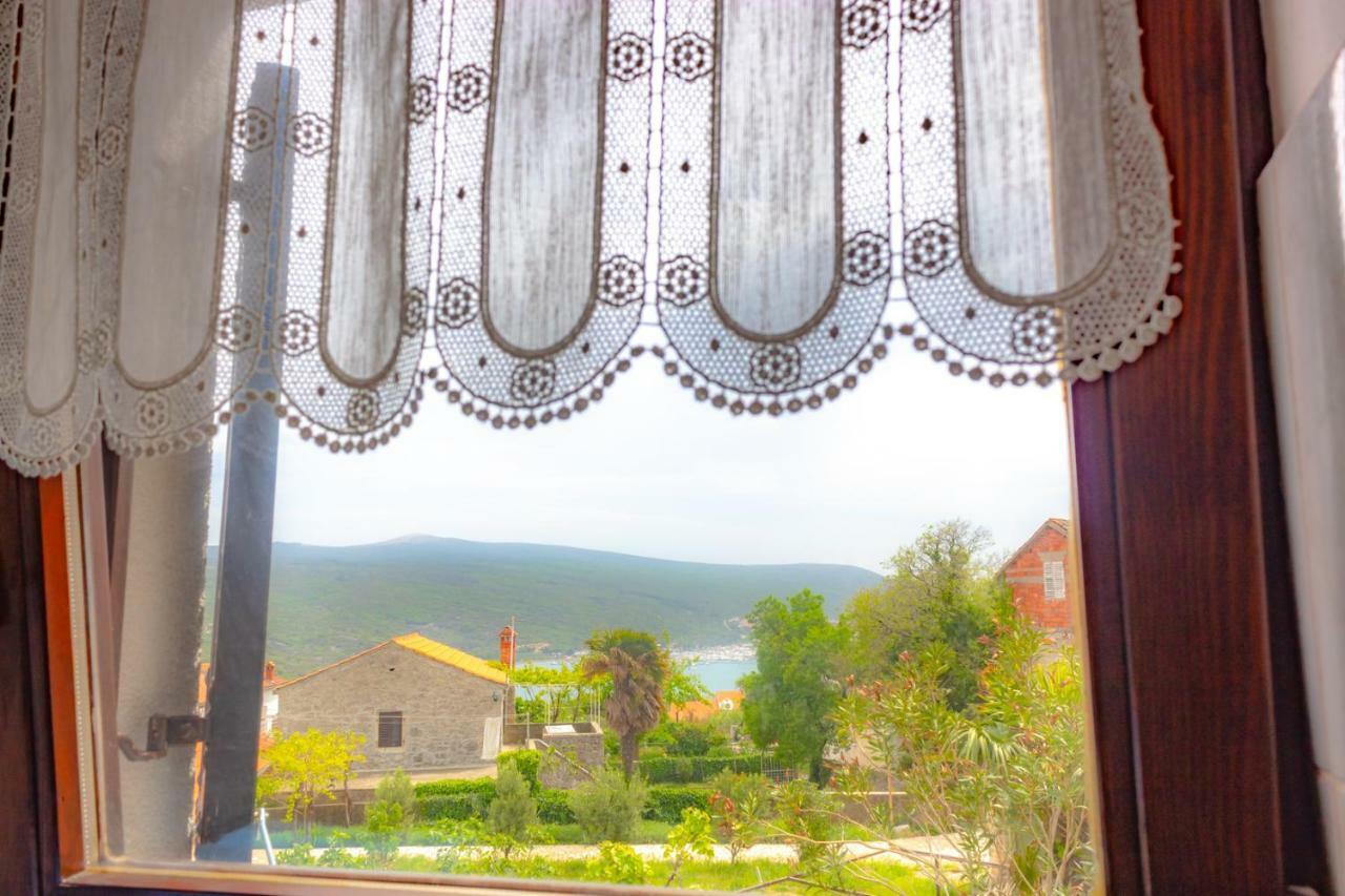 Villa Kuca Za Odmor Kornić Extérieur photo