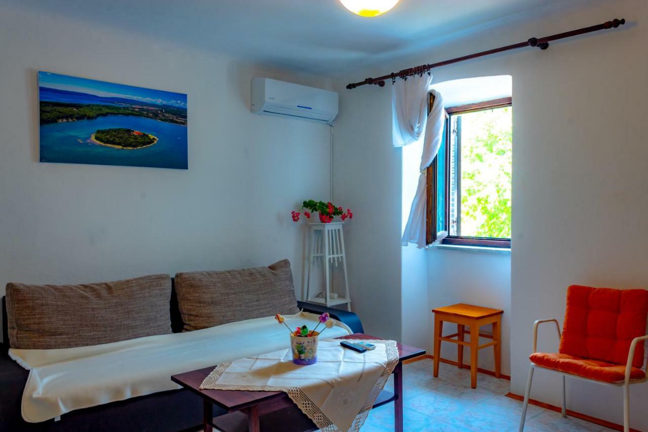 Villa Kuca Za Odmor Kornić Extérieur photo
